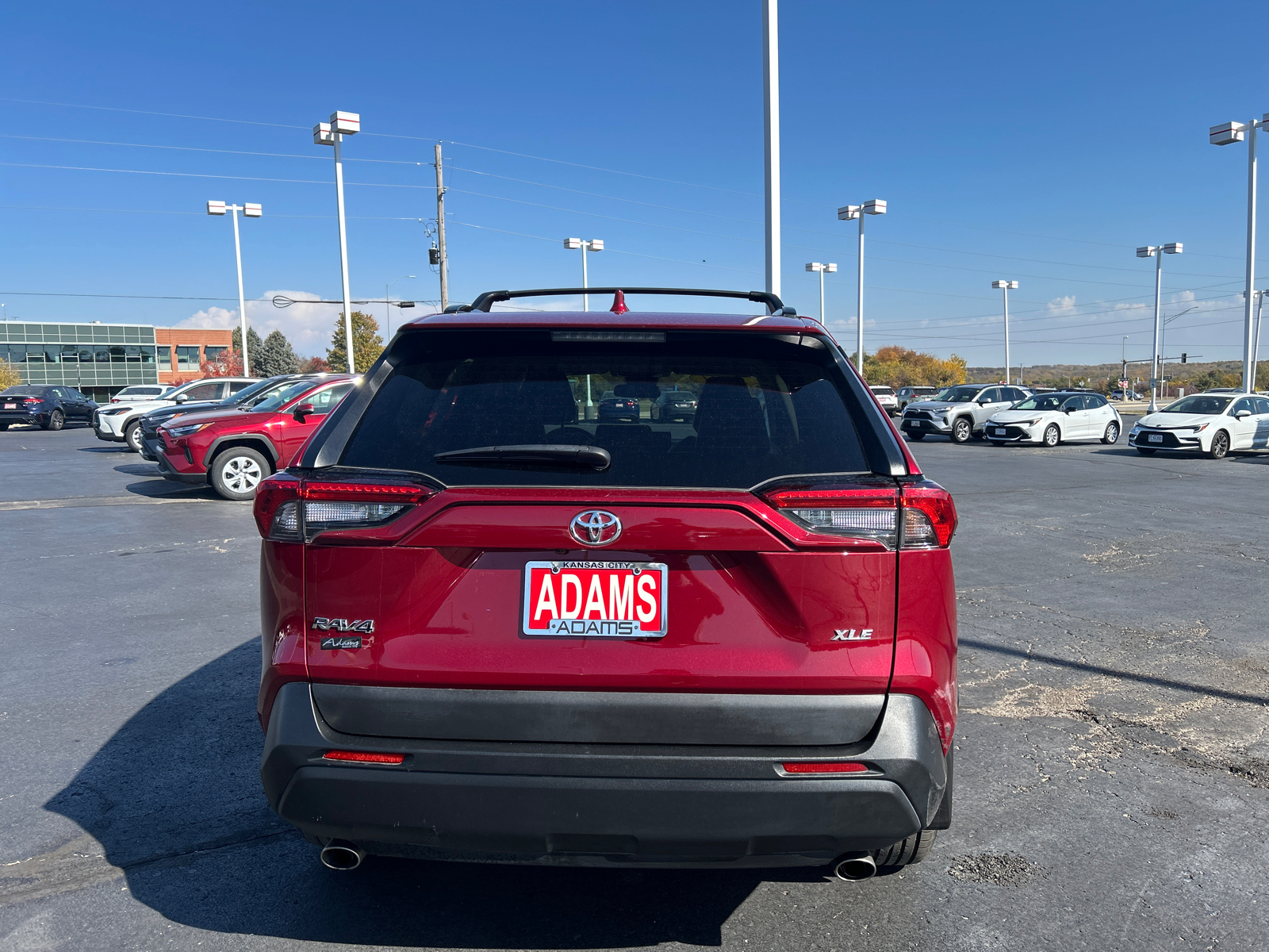 2021 Toyota RAV4 XLE Premium 8