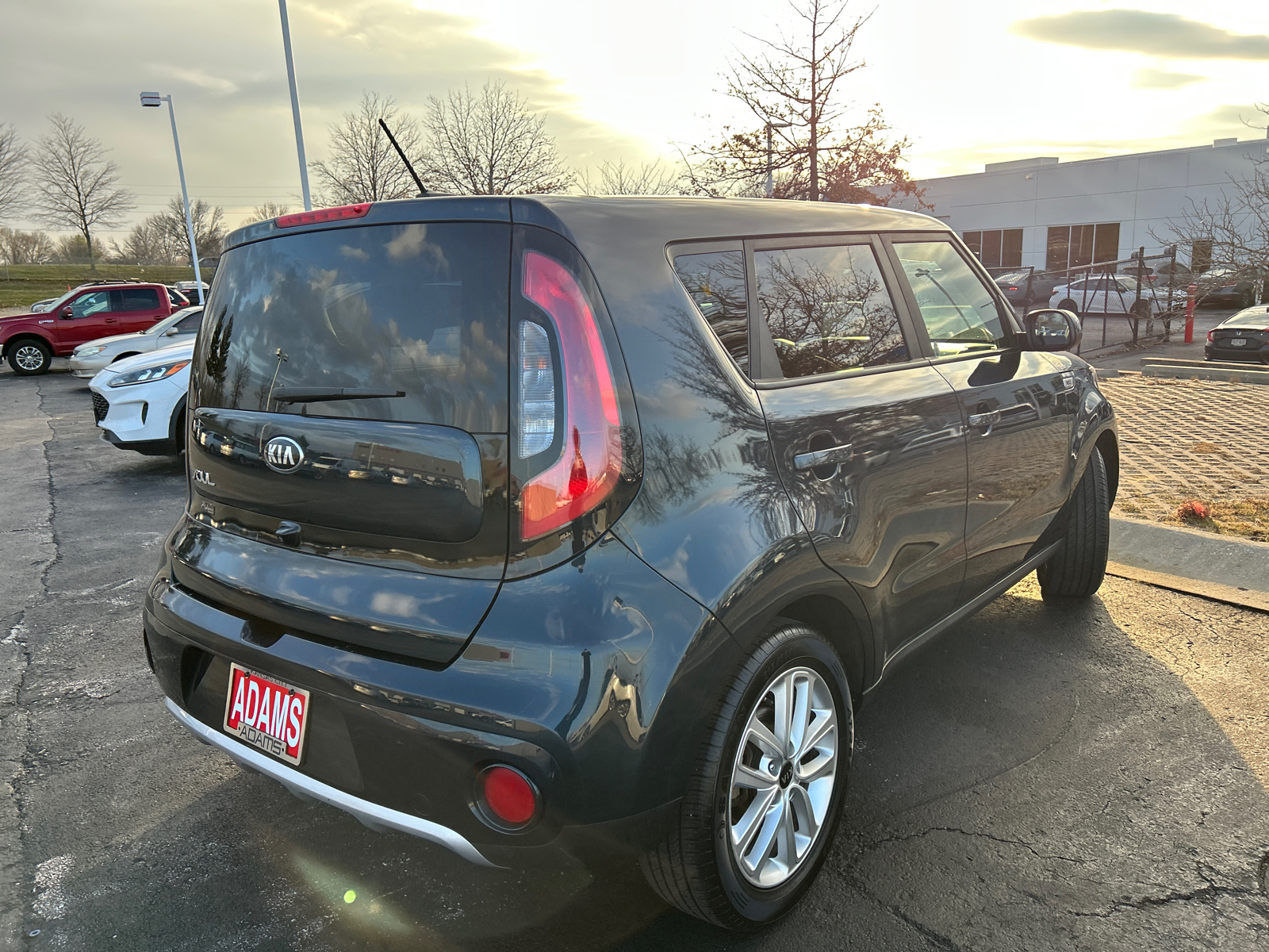 2017 Kia Soul + 9