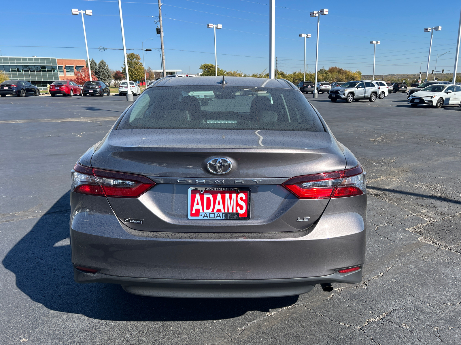 2022 Toyota Camry LE 8