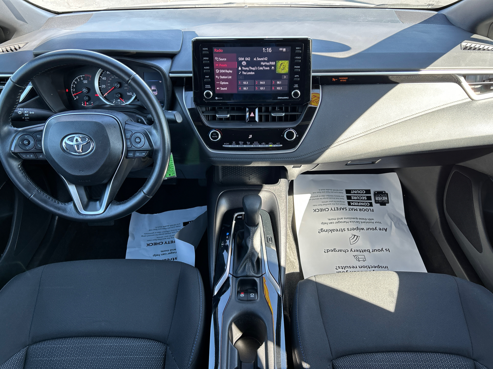 2022 Toyota Corolla SE 17