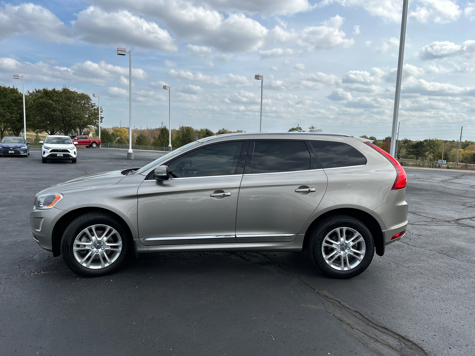 2016 Volvo XC60 T5 Platinum 5