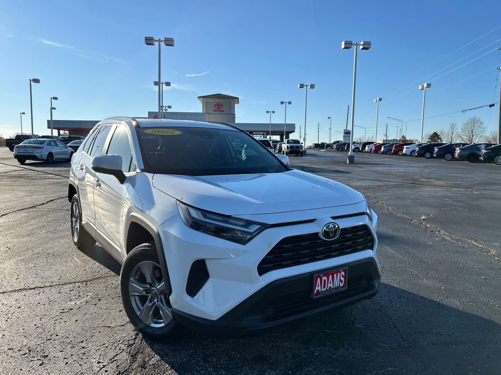 2022 Toyota RAV4 XLE 2