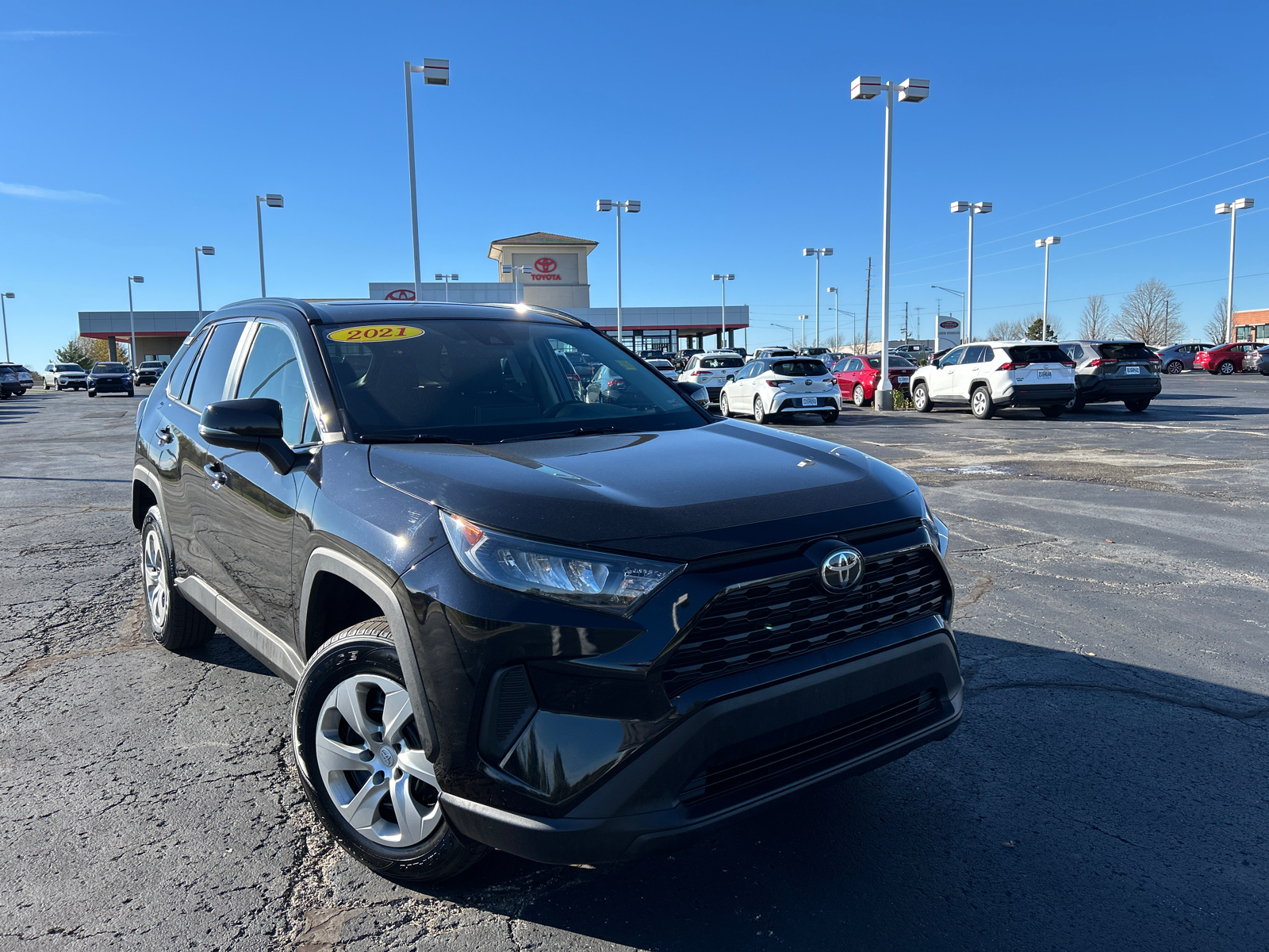 2021 Toyota RAV4 LE 2