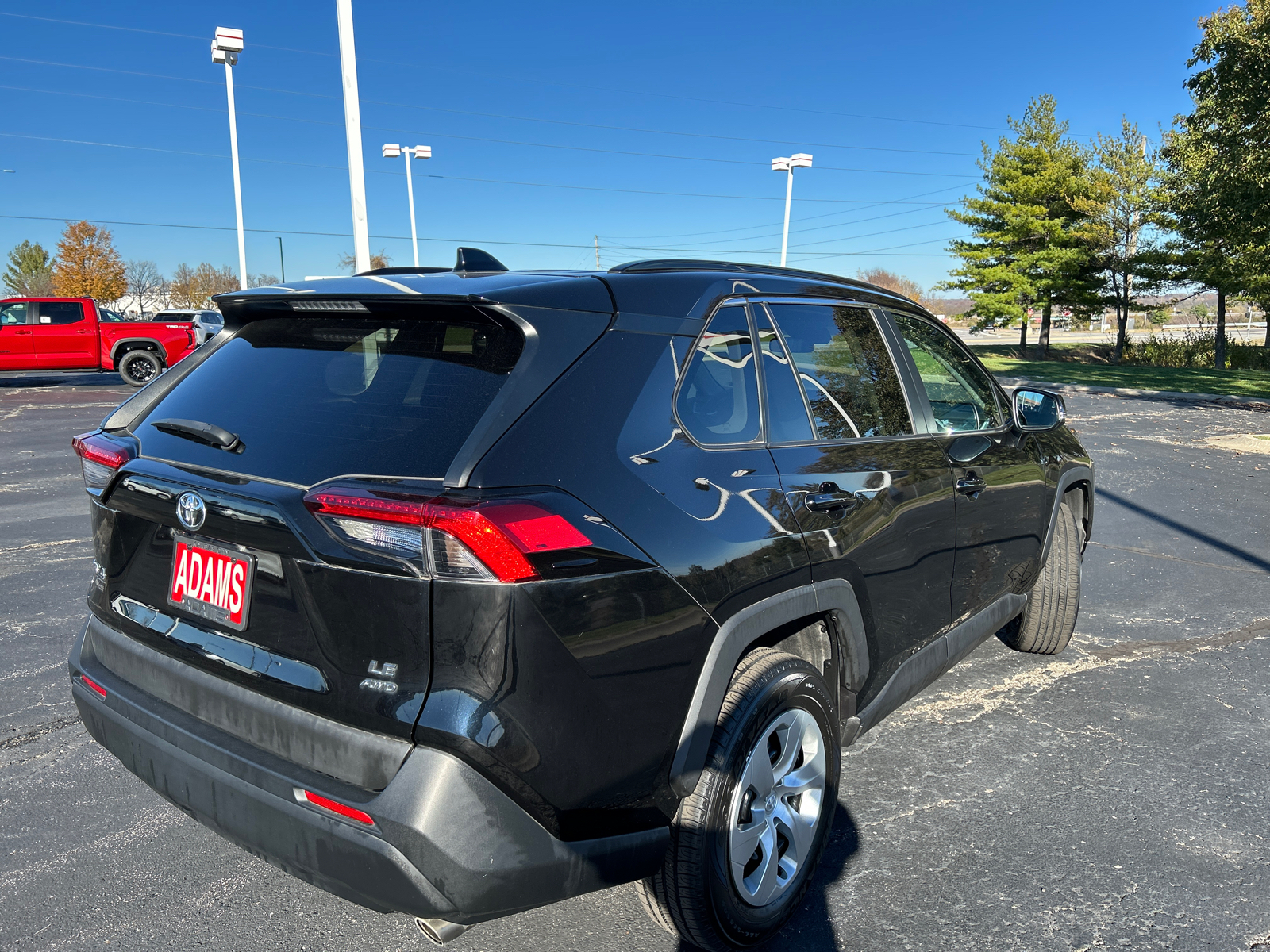 2021 Toyota RAV4 LE 9