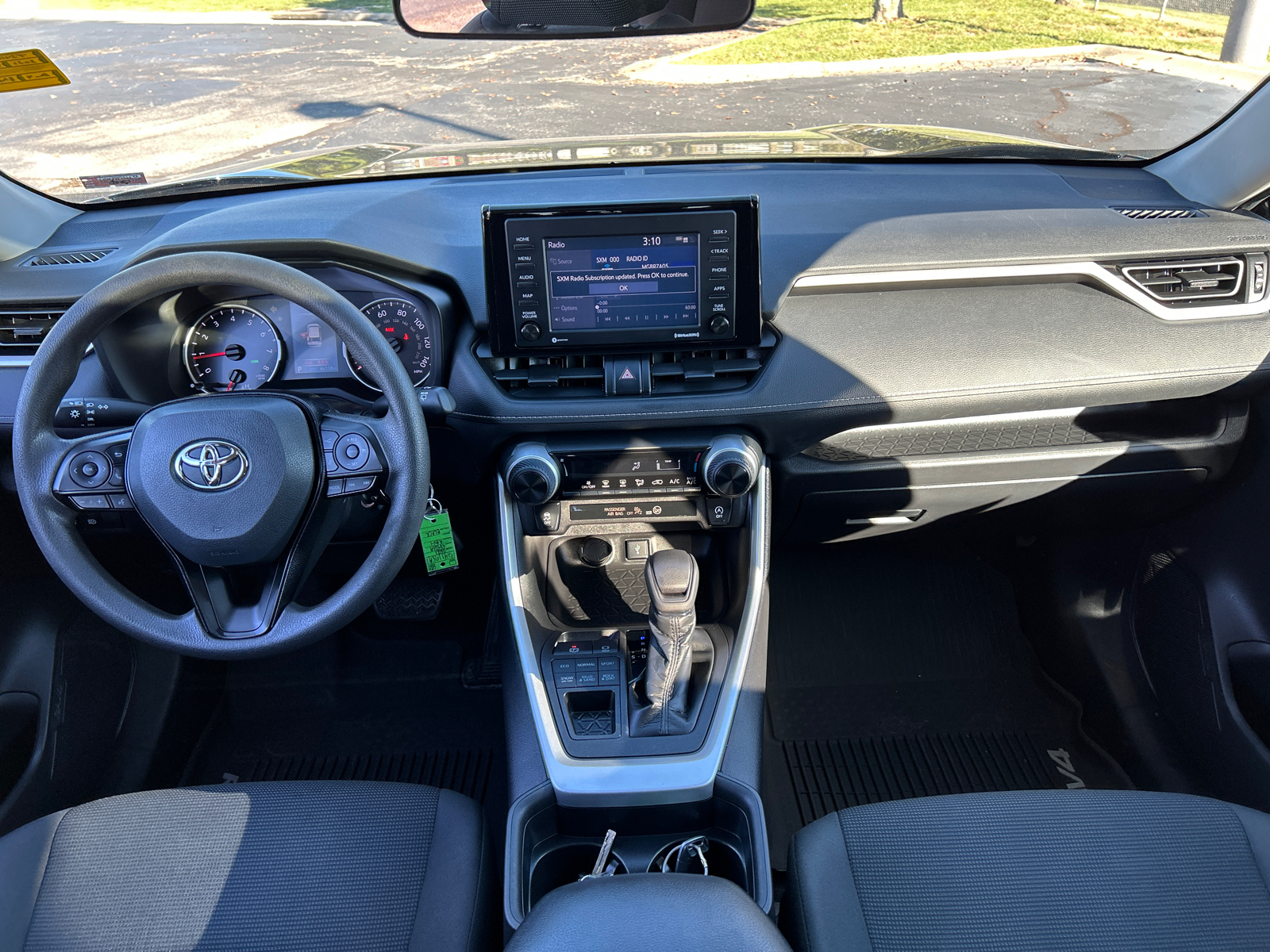 2021 Toyota RAV4 LE 17