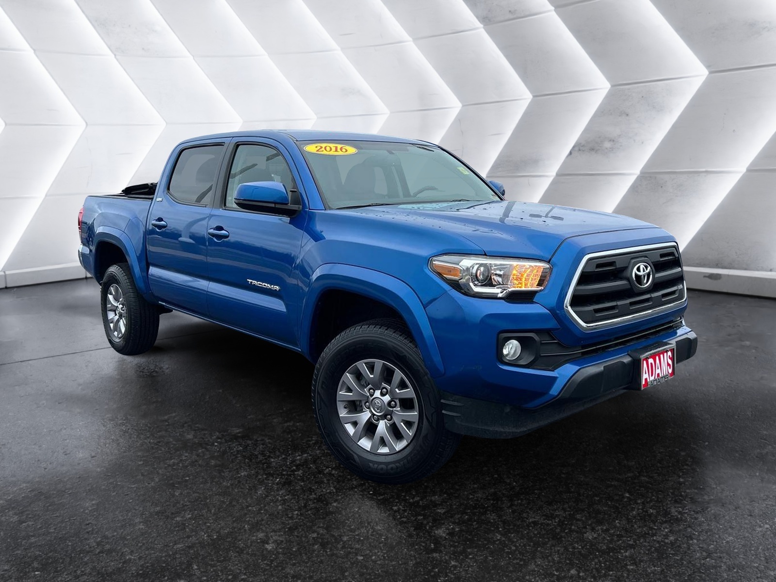 2016 Toyota Tacoma SR5 1