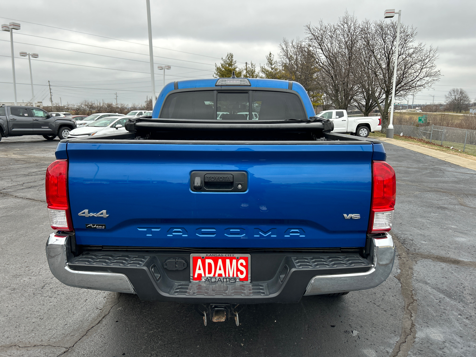 2016 Toyota Tacoma SR5 8