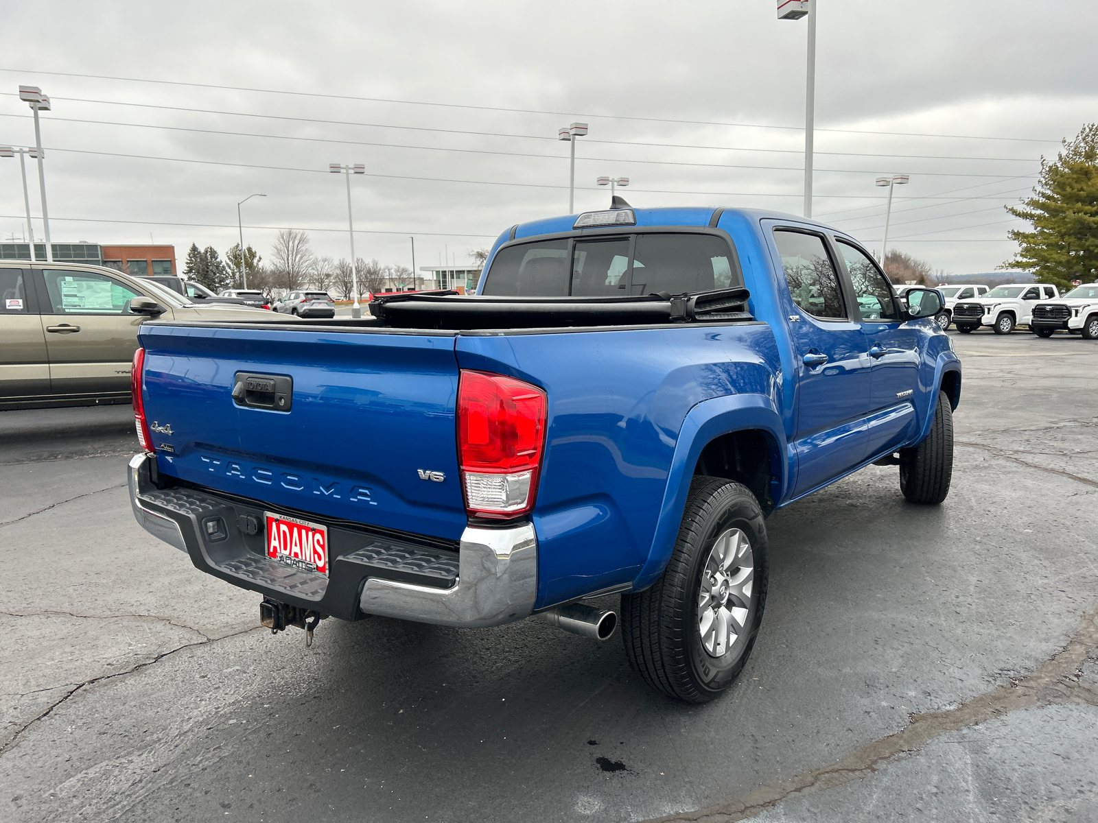 2016 Toyota Tacoma SR5 9