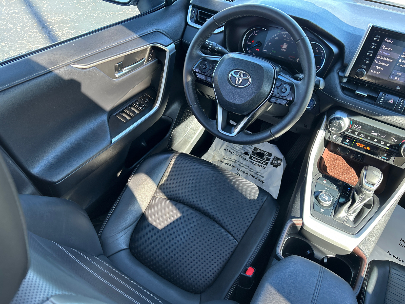 2021 Toyota RAV4 Hybrid Limited 19