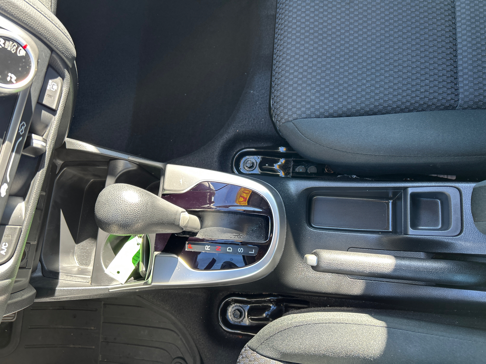 2019 Honda Fit LX 28