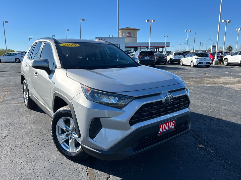 2019 Toyota RAV4 Hybrid LE 2