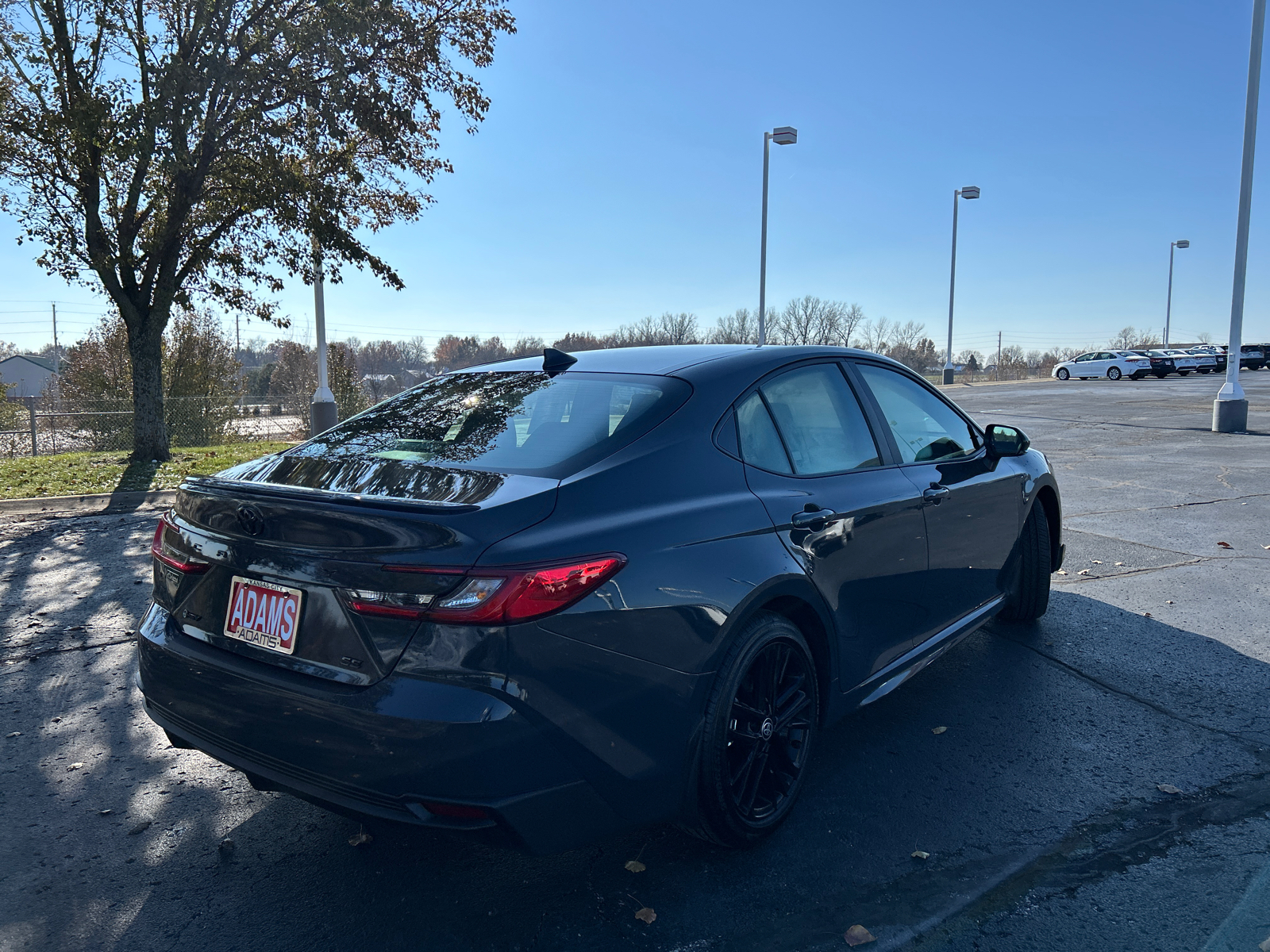 2025 Toyota Camry SE 8