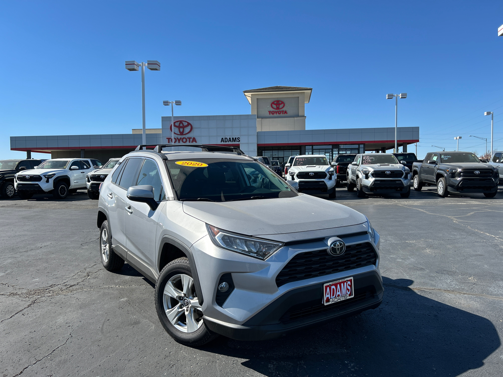 2020 Toyota RAV4 XLE 2