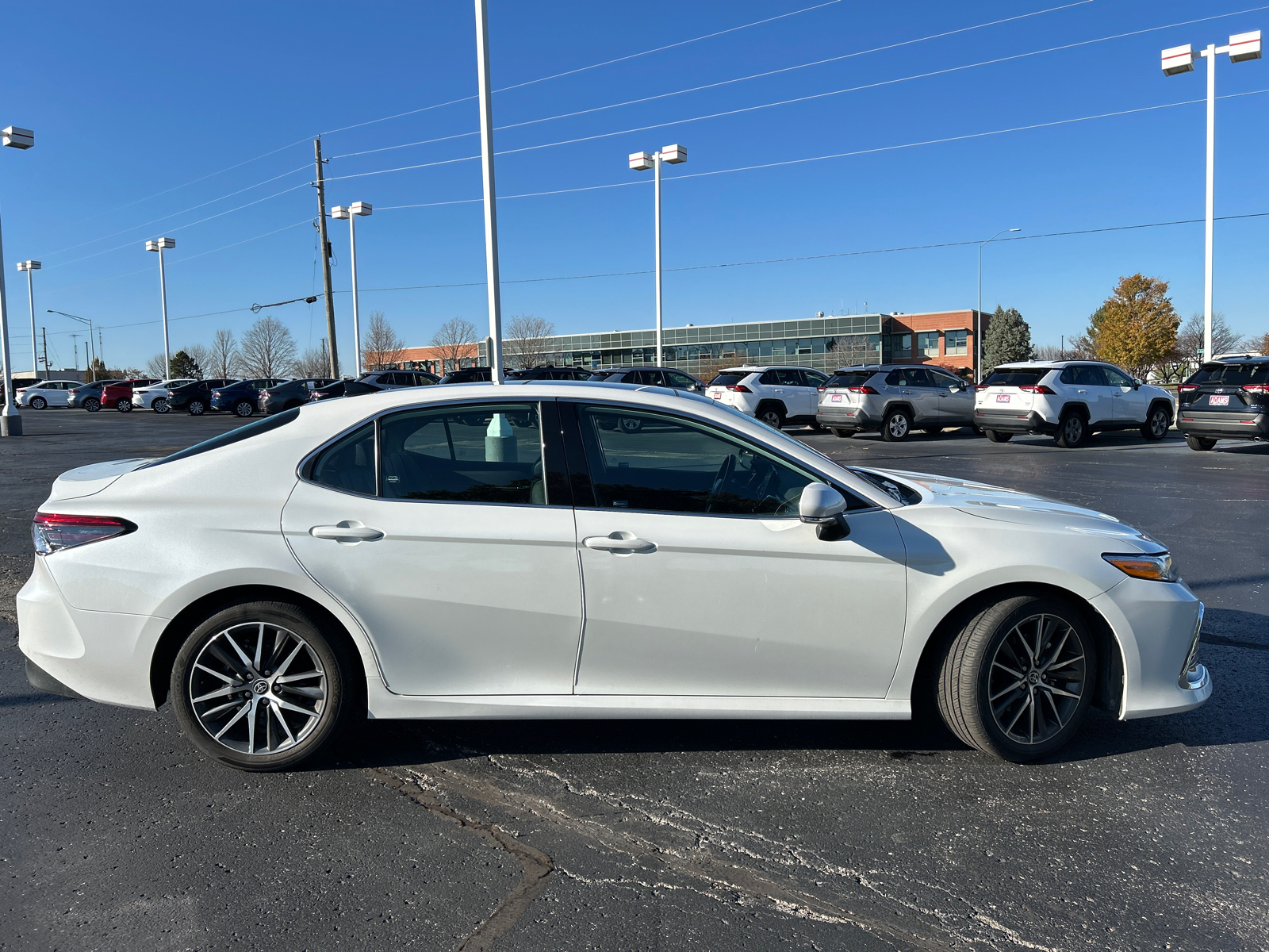 2023 Toyota Camry XLE 10