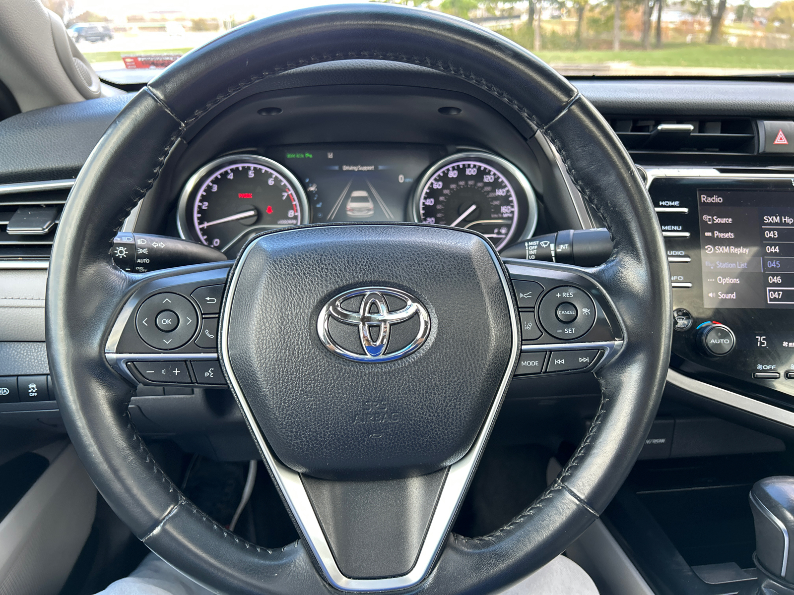 2018 Toyota Camry XLE V6 25