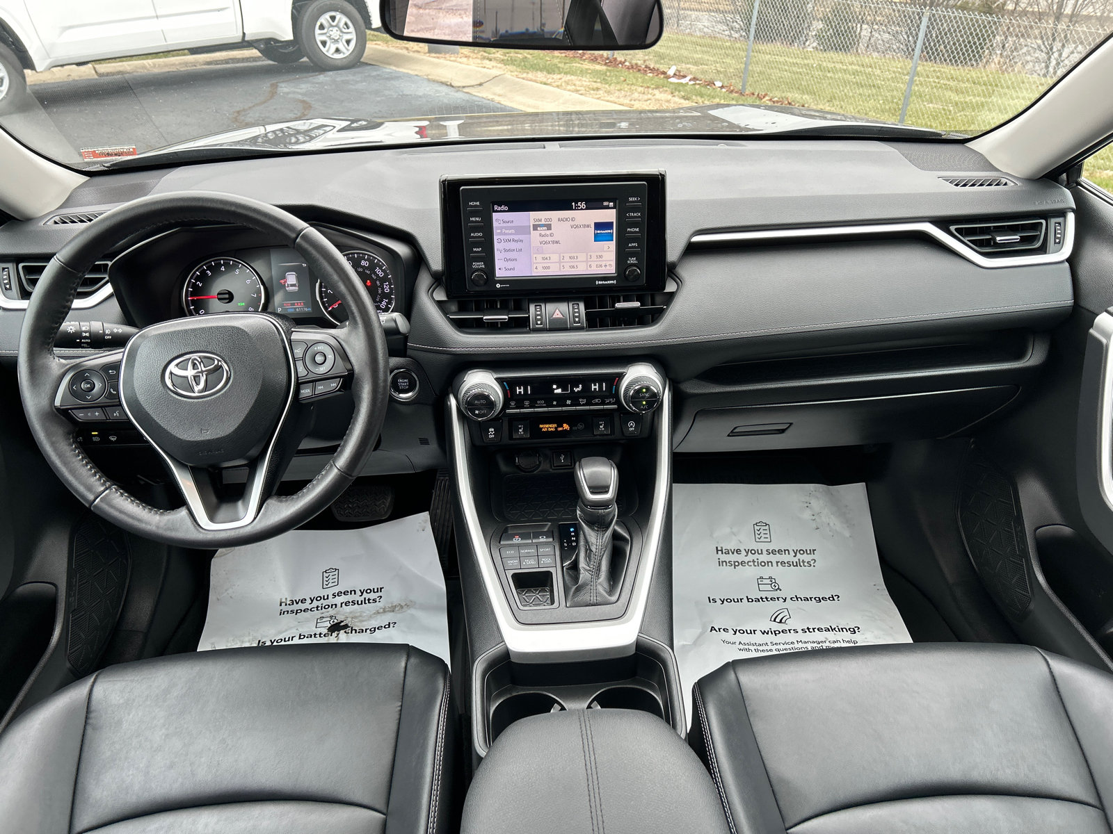 2021 Toyota RAV4 XLE Premium 17