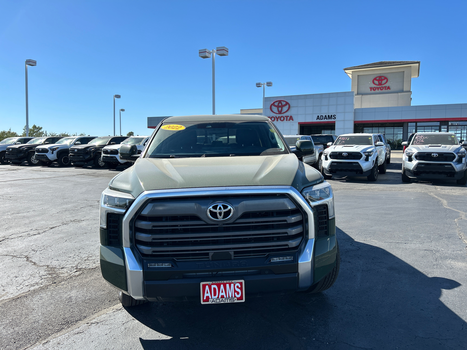 2022 Toyota Tundra 4WD Limited 3