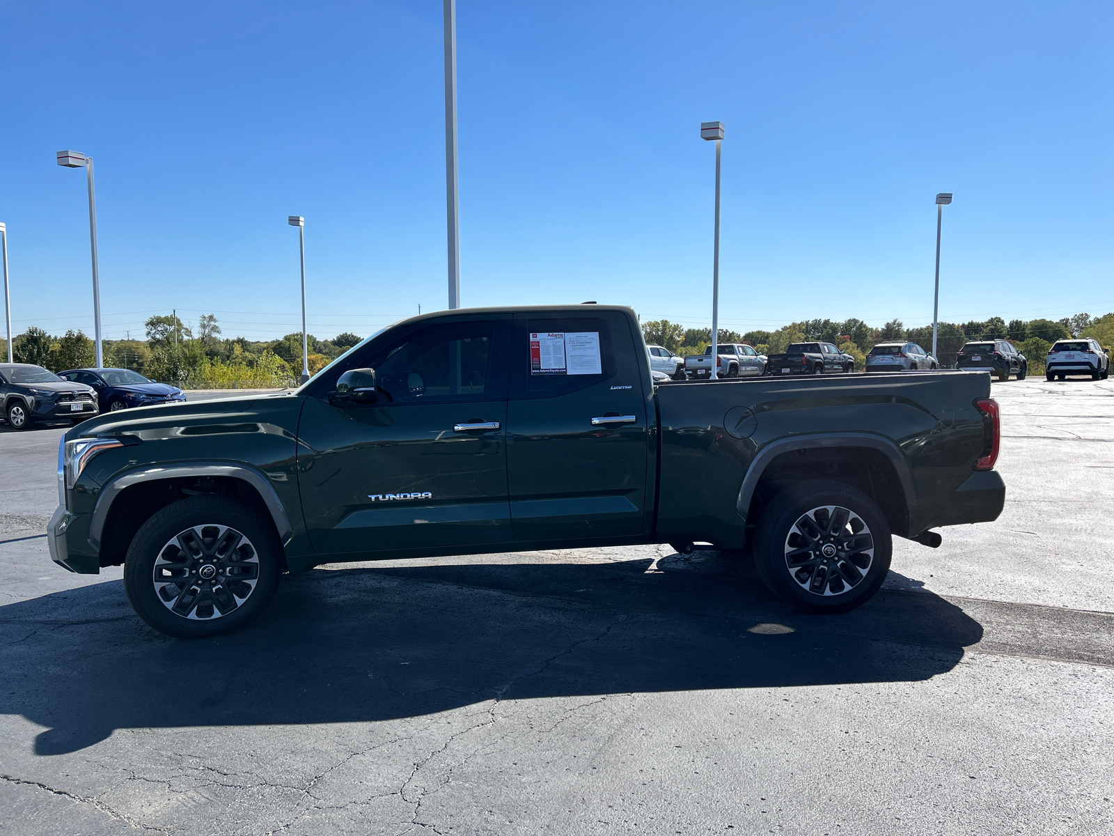 2022 Toyota Tundra 4WD Limited 5