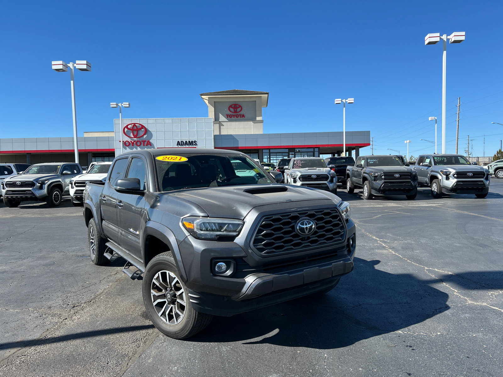 2021 Toyota Tacoma 4WD TRD Sport 2