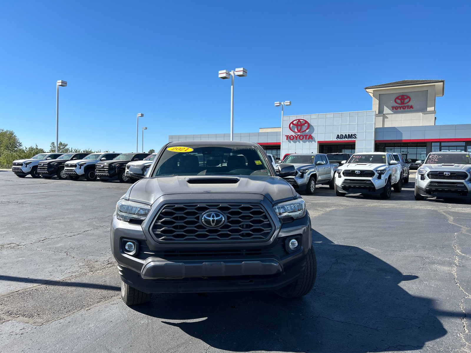 2021 Toyota Tacoma 4WD TRD Sport 3