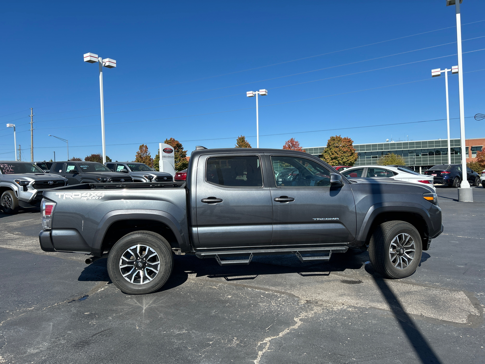 2021 Toyota Tacoma 4WD TRD Sport 10