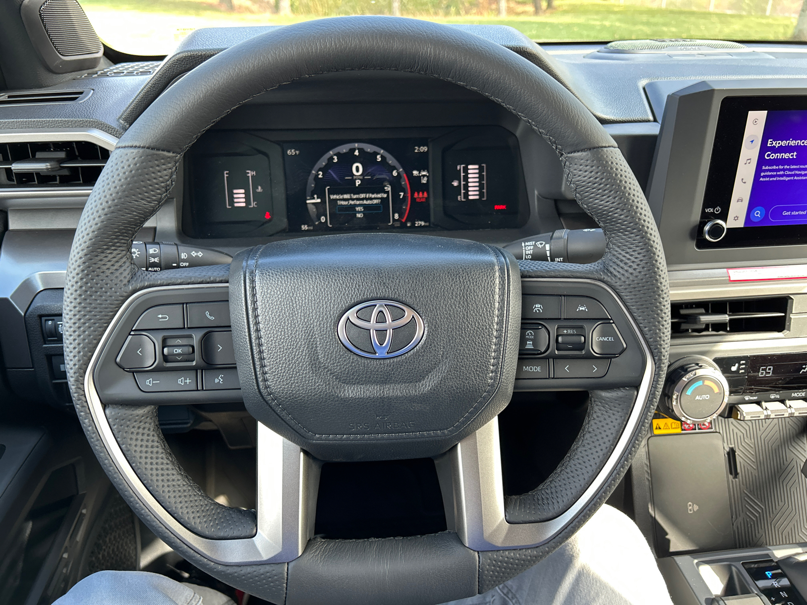 2024 Toyota Tacoma 4WD SR5 26