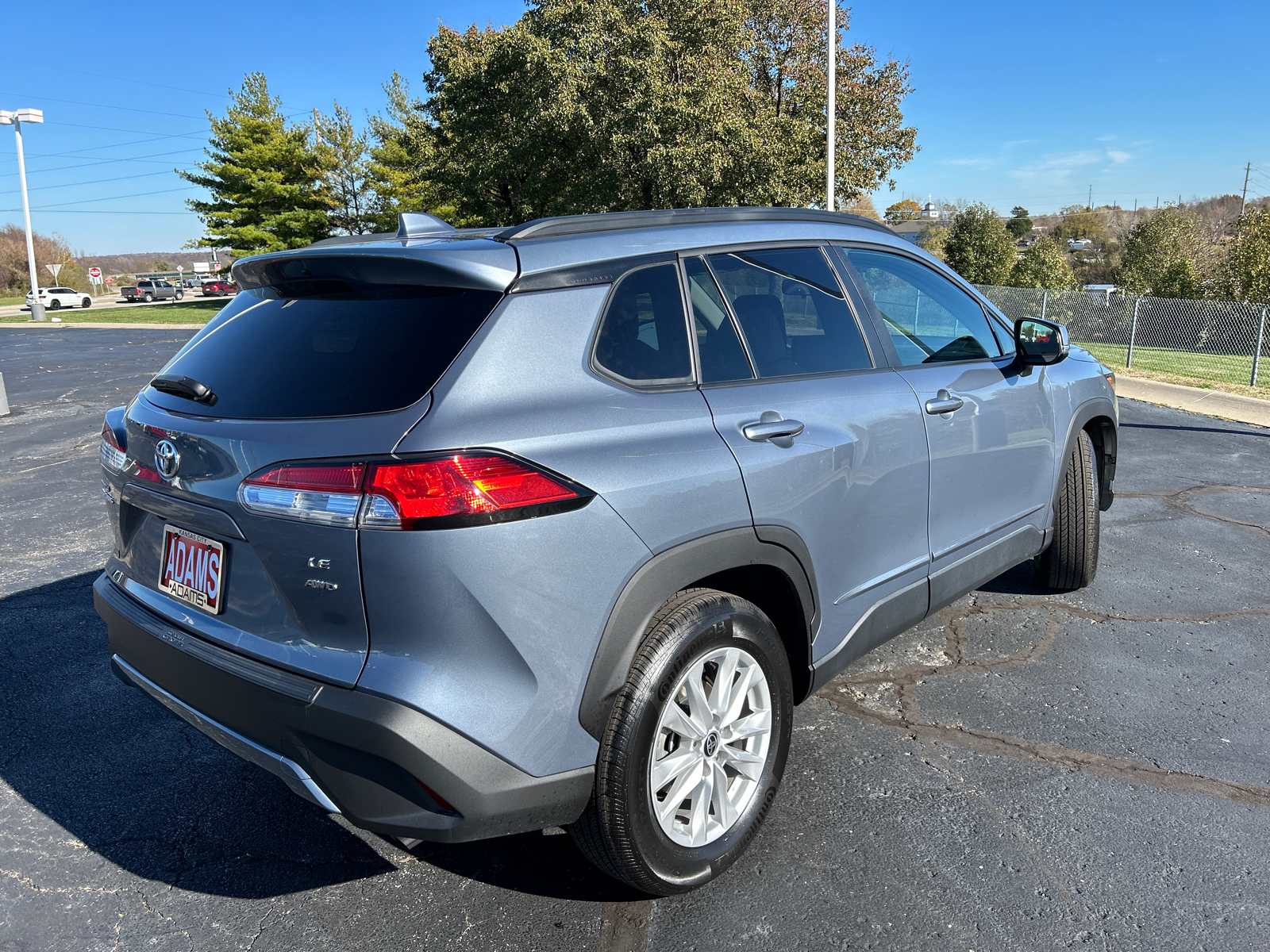 2022 Toyota Corolla Cross LE 9