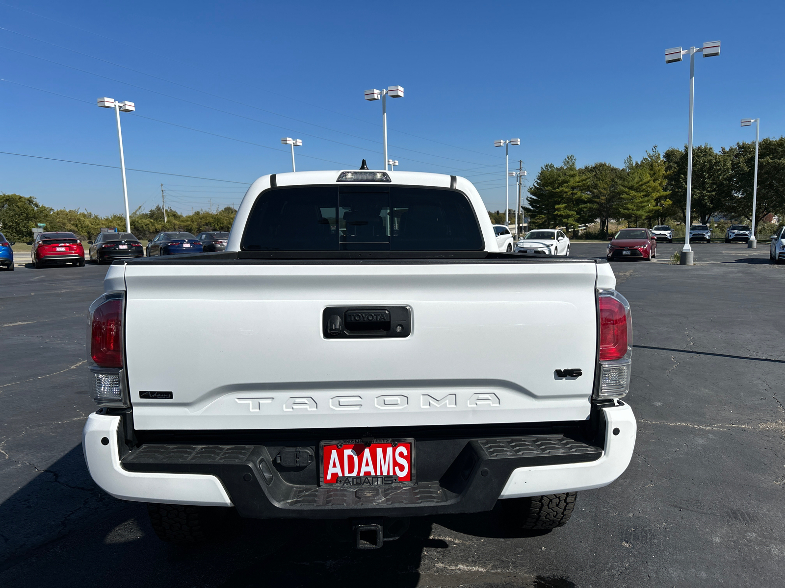 2023 Toyota Tacoma 4WD TRD Off Road 8