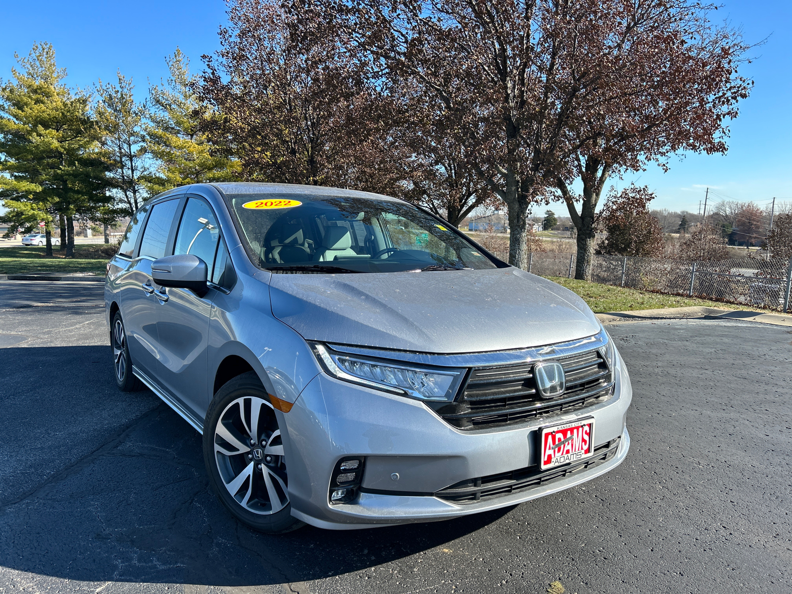 2022 Honda Odyssey Touring 2