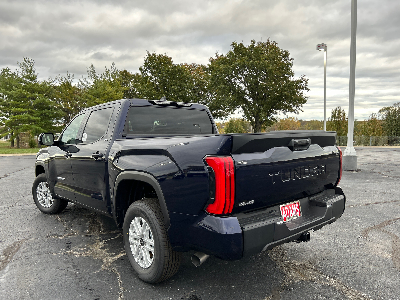 2025 Toyota Tundra 4WD SR5 7