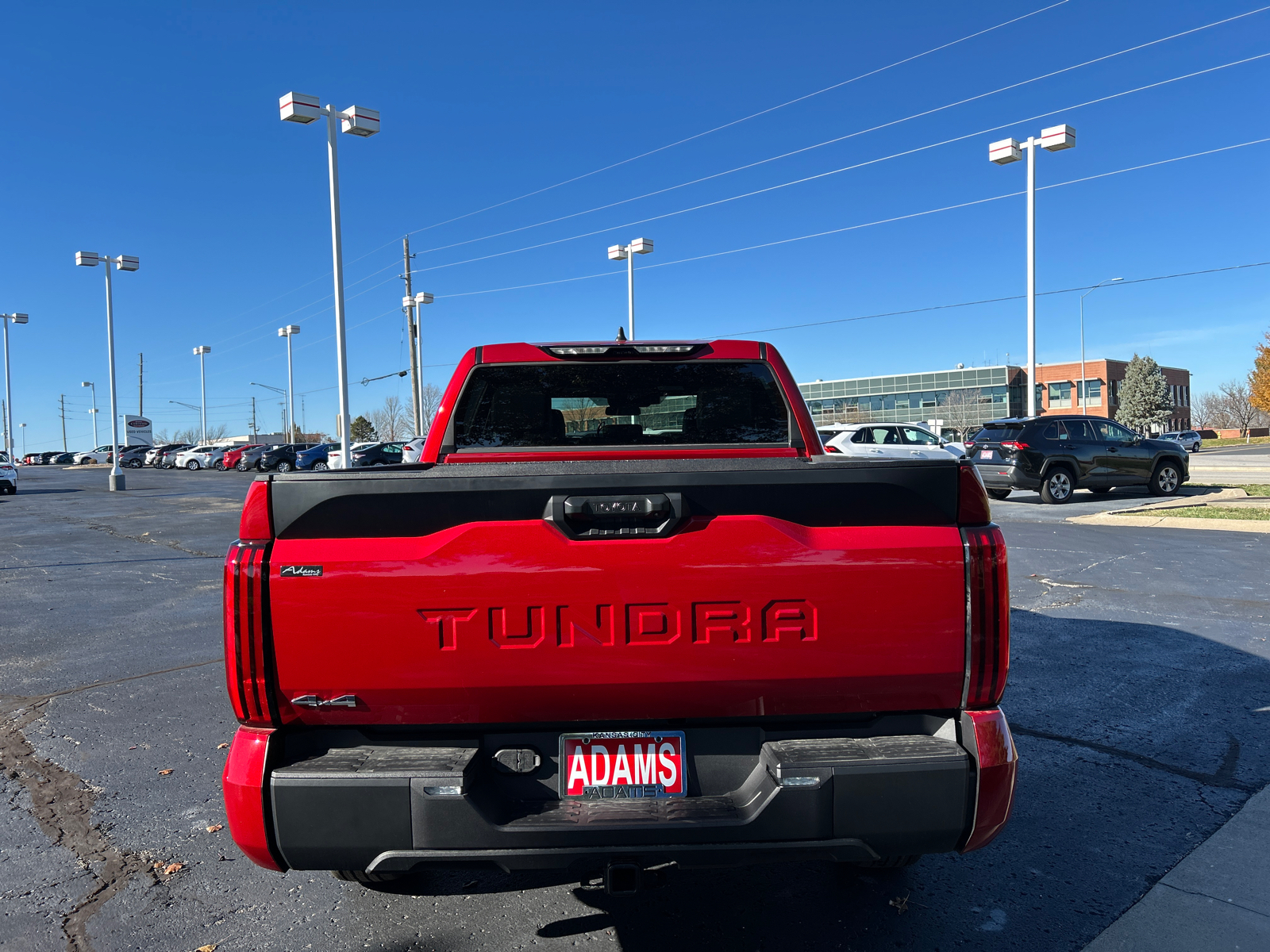 2025 Toyota Tundra 4WD SR5 8