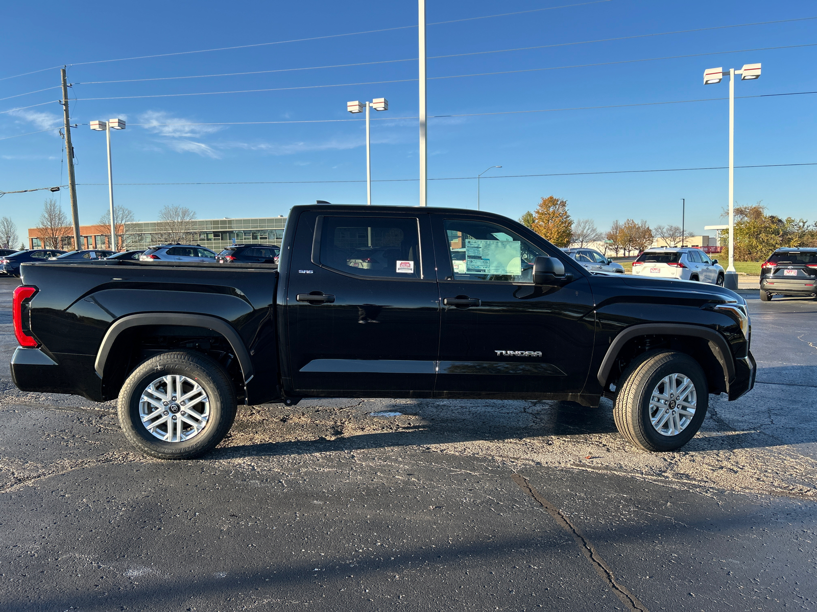 2025 Toyota Tundra 4WD SR5 10