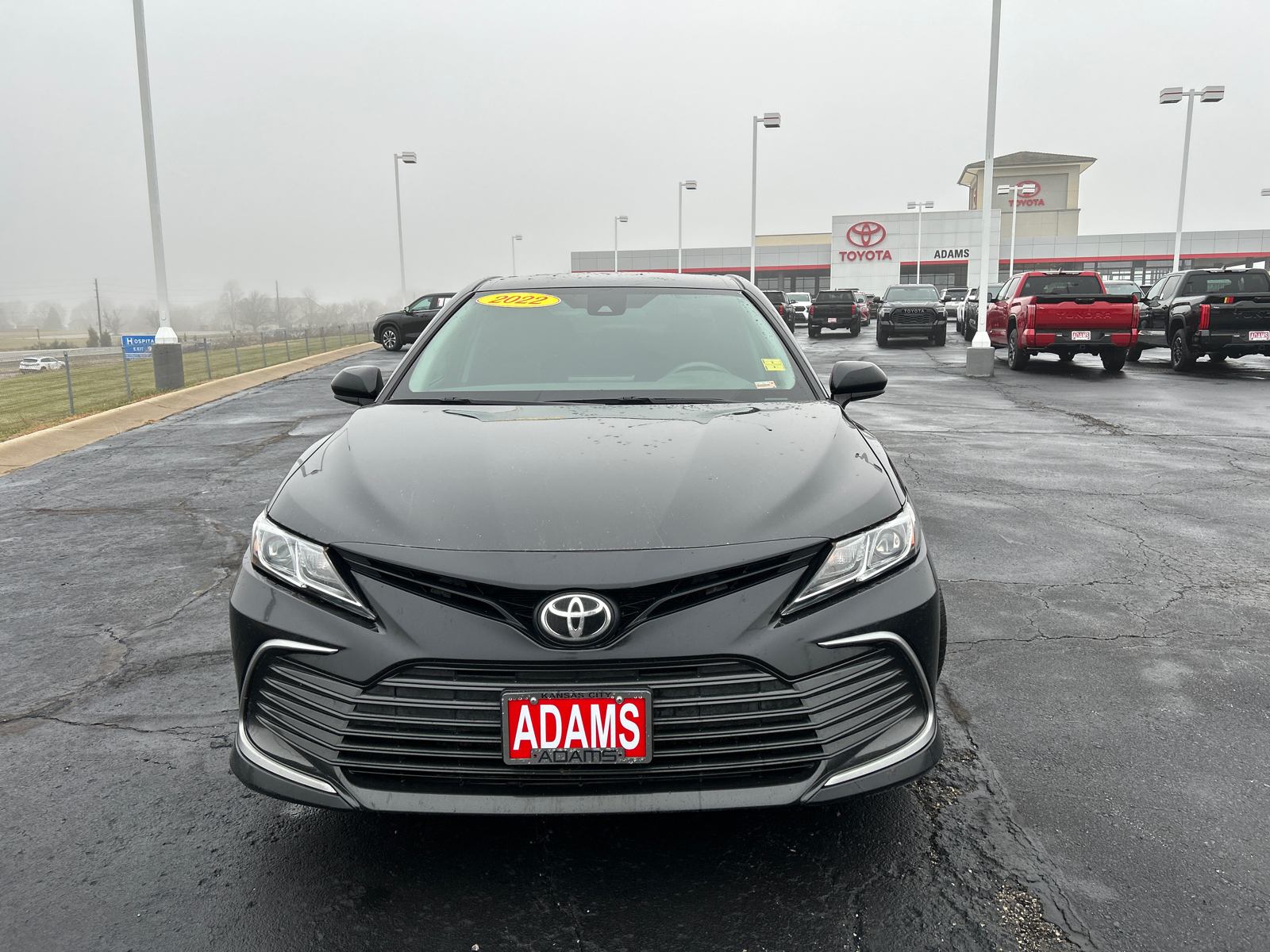 2022 Toyota Camry LE 3