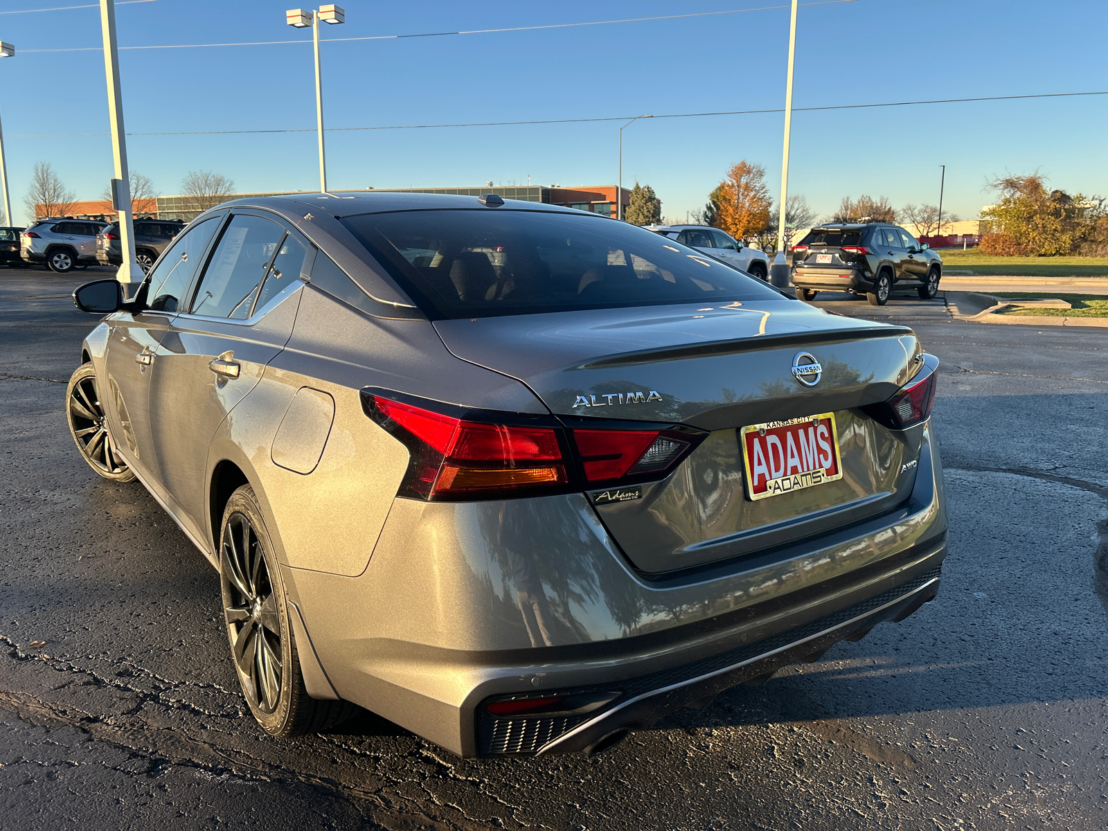 2020 Nissan Altima 2.5 SR 7