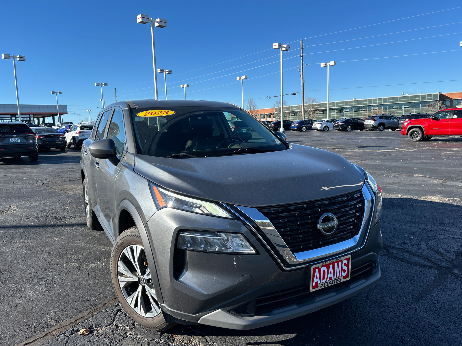 2023 Nissan Rogue SV 2