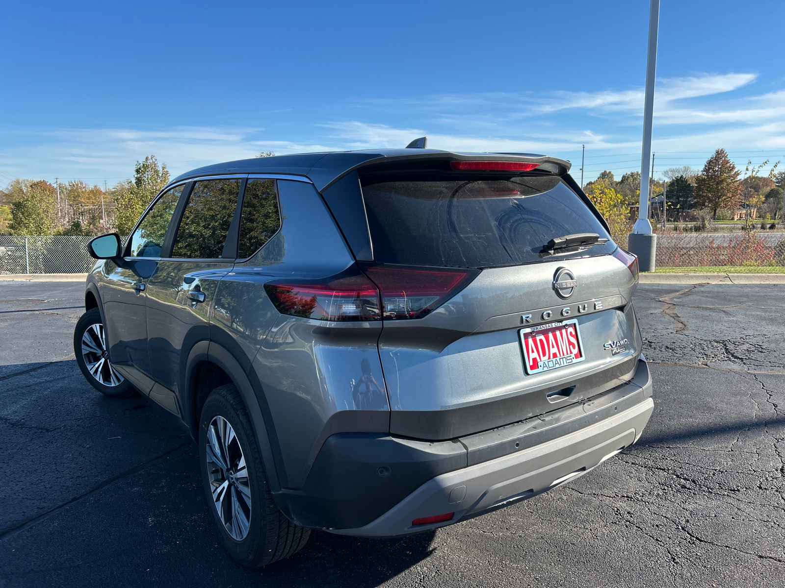 2023 Nissan Rogue SV 7