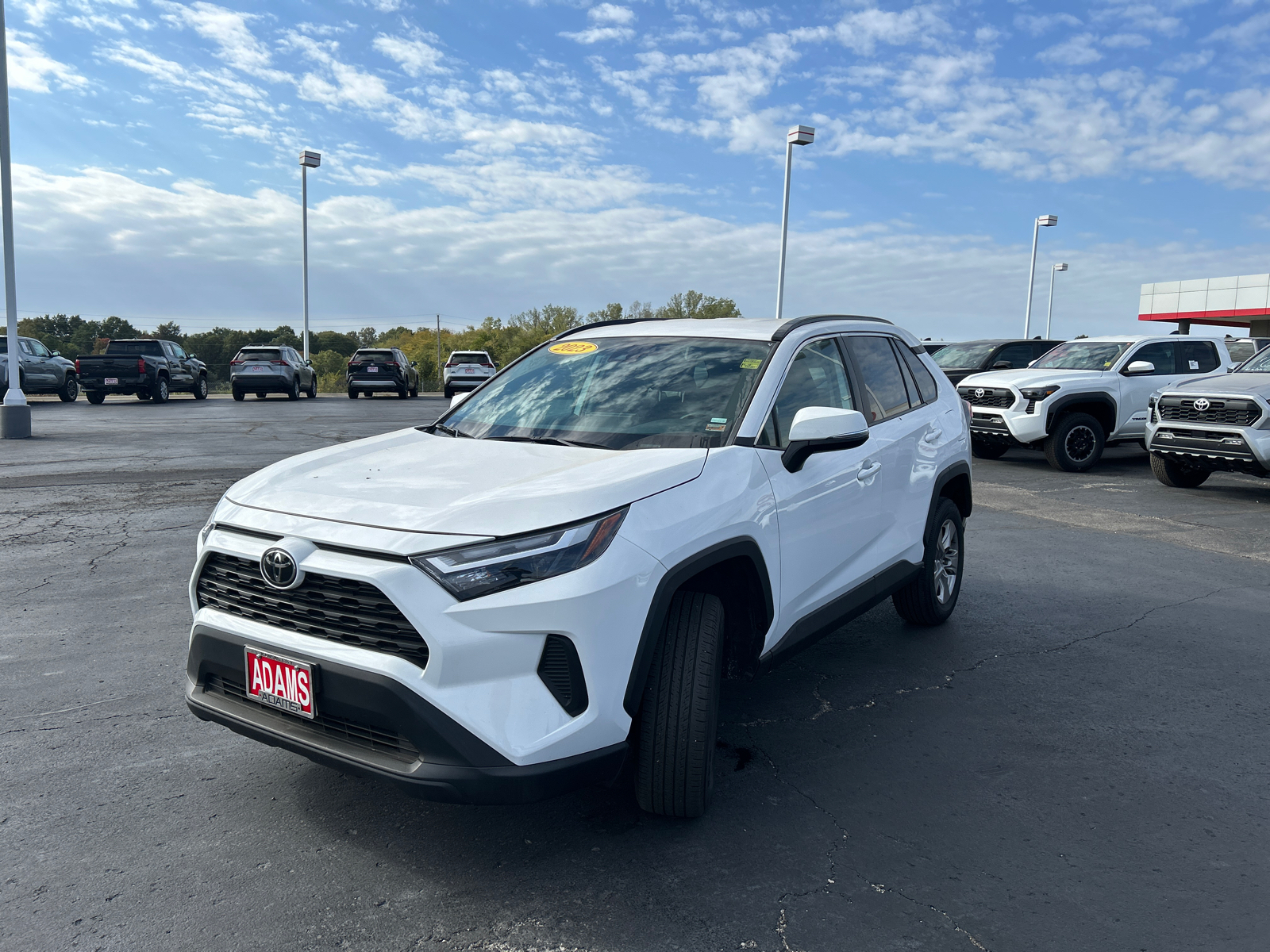 2023 Toyota RAV4 XLE 4