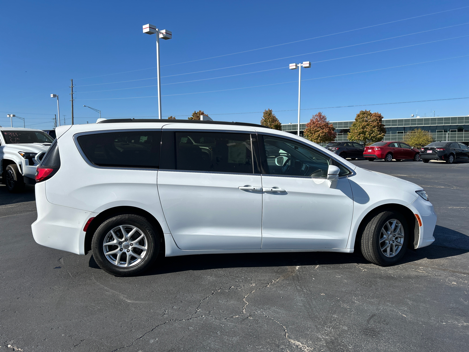 2022 Chrysler Pacifica Touring L 10