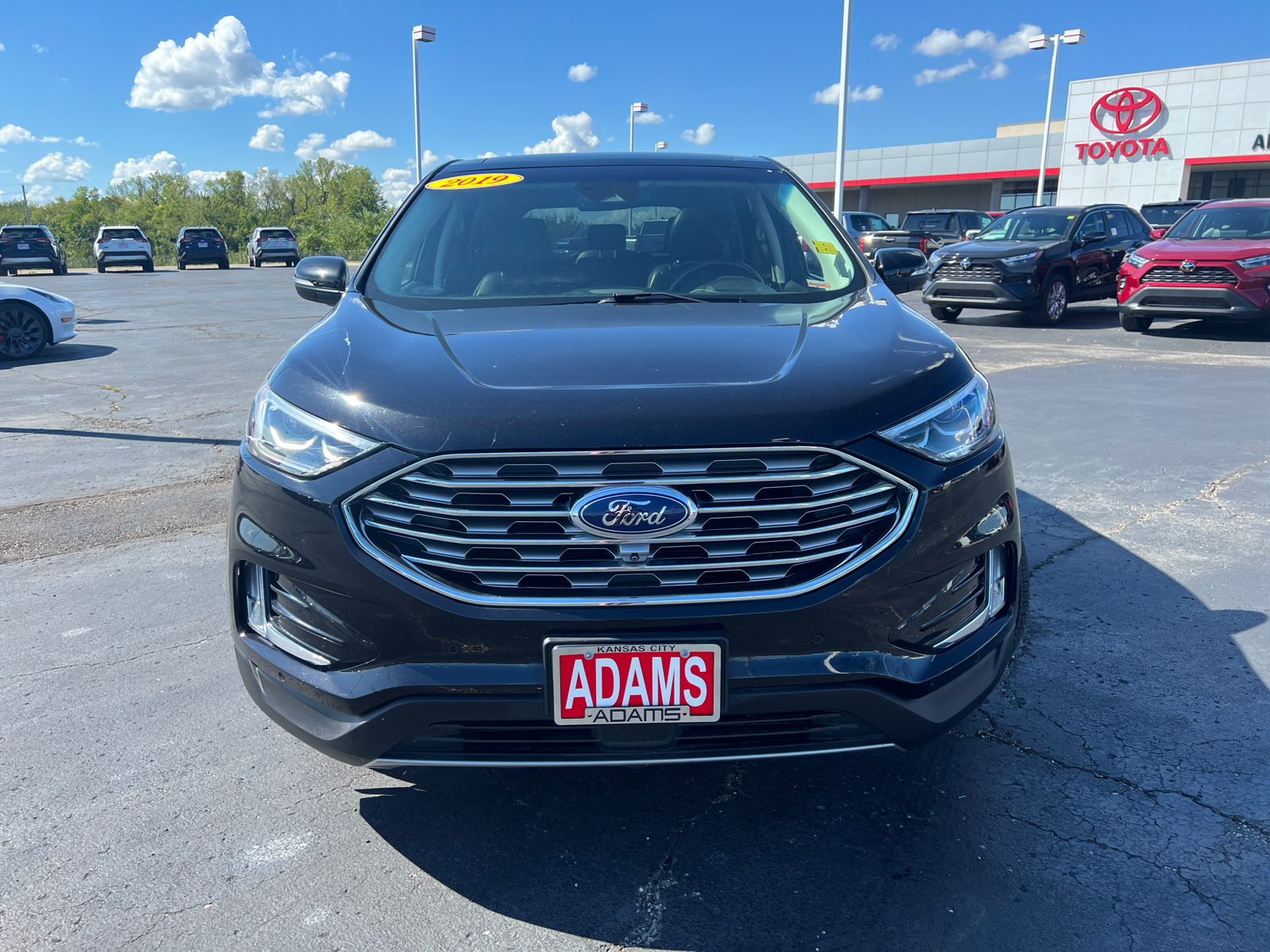 2019 Ford Edge Titanium 3