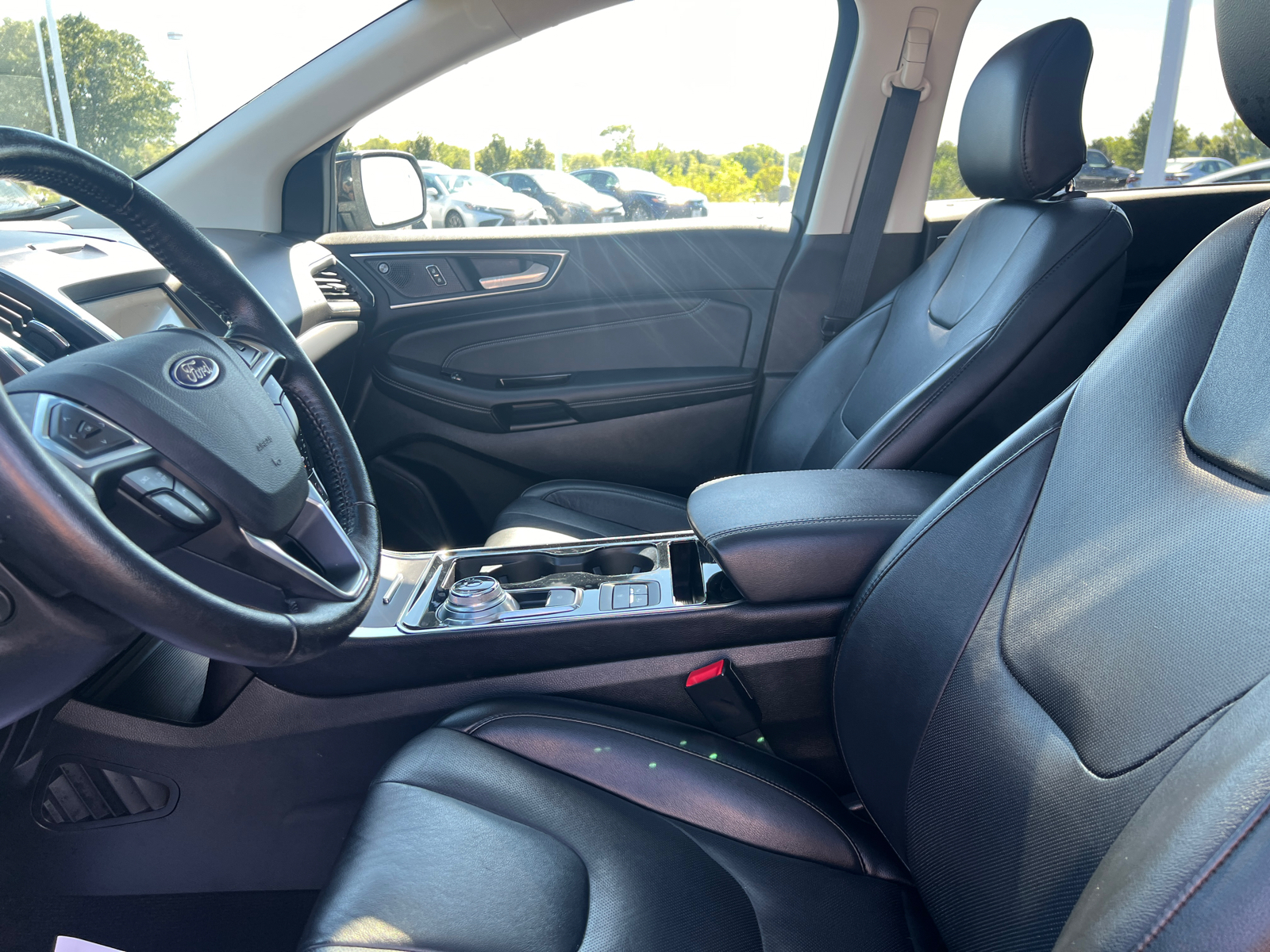 2019 Ford Edge Titanium 21