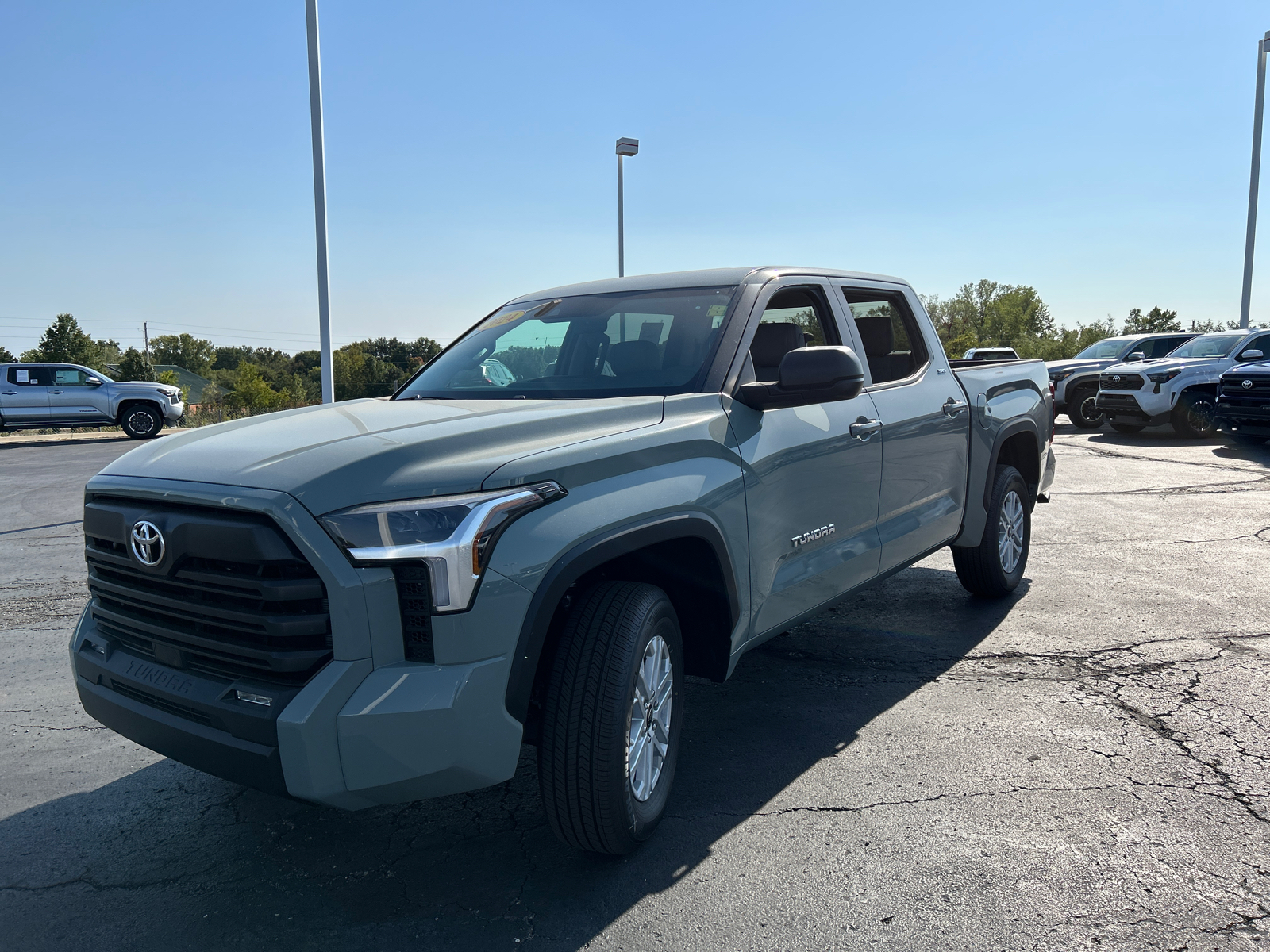 2024 Toyota Tundra 4WD SR5 4