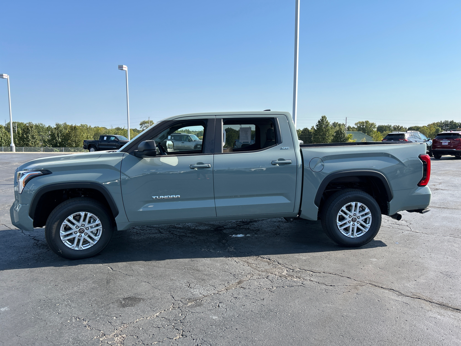 2024 Toyota Tundra 4WD SR5 5