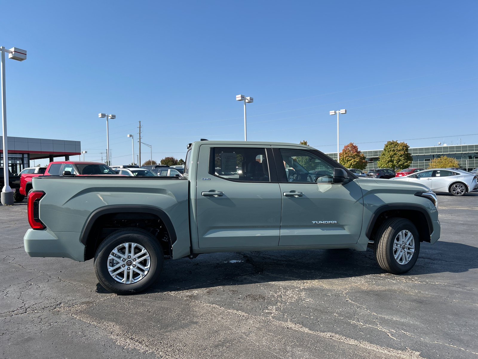 2024 Toyota Tundra 4WD SR5 10