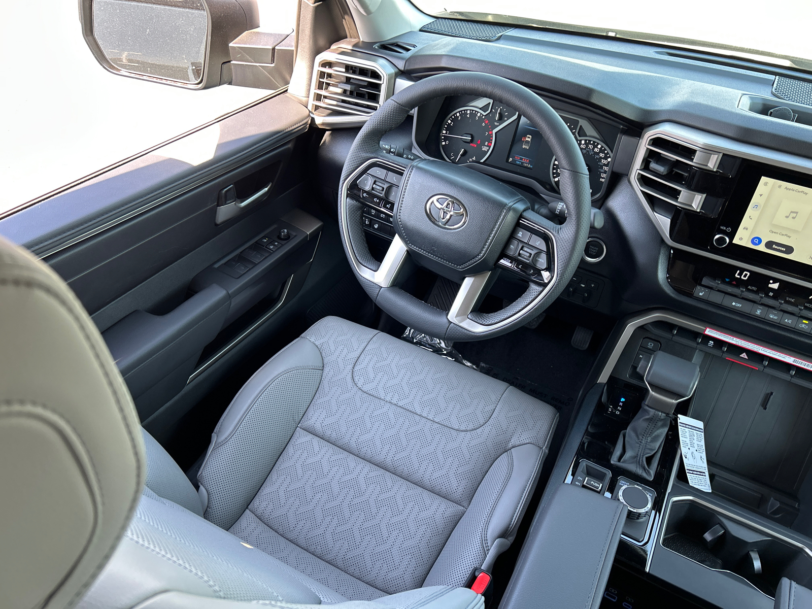 2024 Toyota Tundra 4WD SR5 19