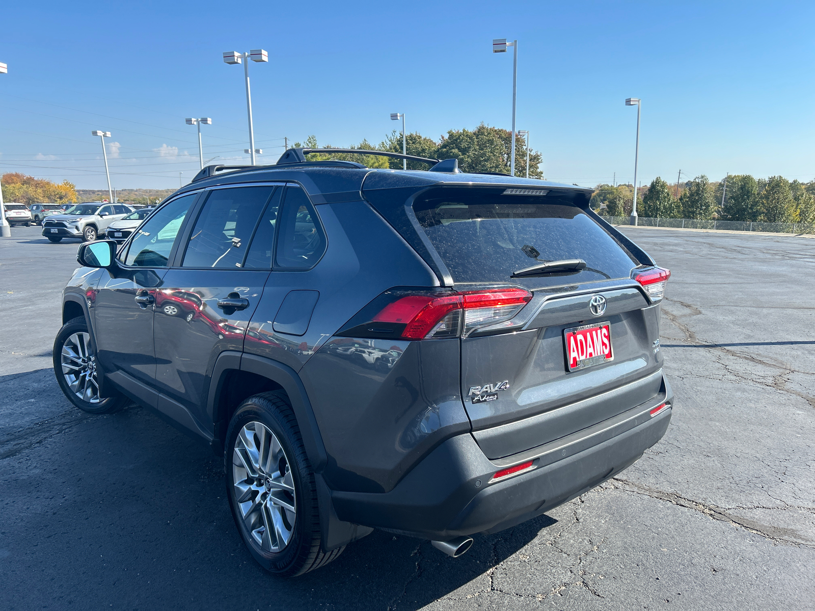 2023 Toyota RAV4 XLE Premium 7