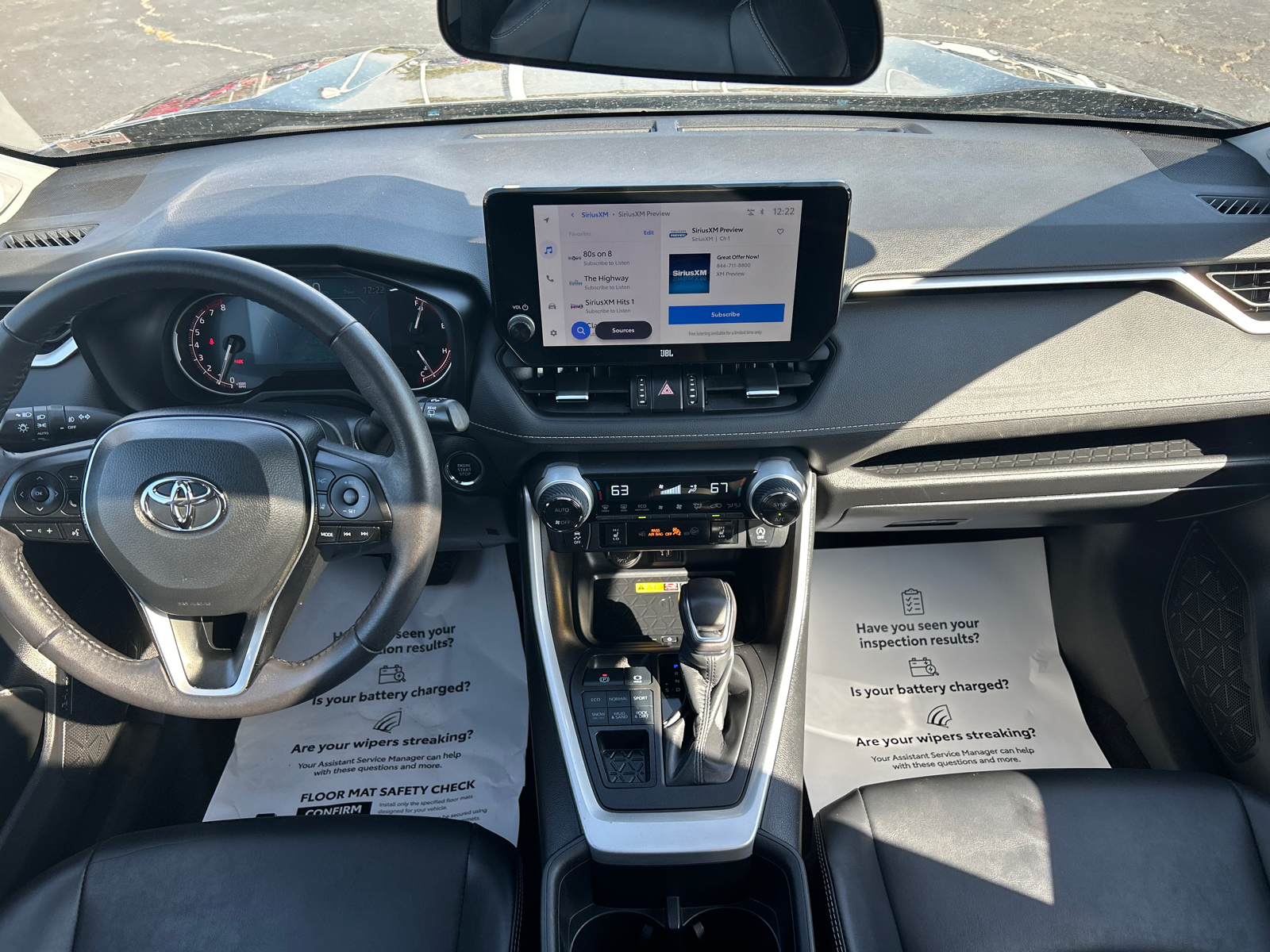 2023 Toyota RAV4 XLE Premium 16