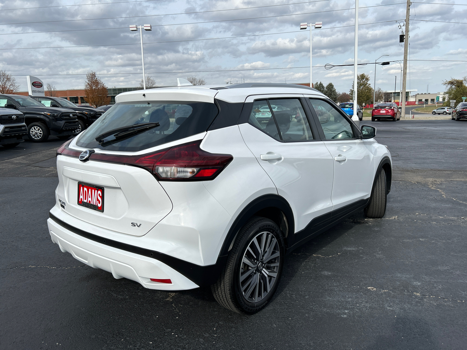 2021 Nissan Kicks SV 9