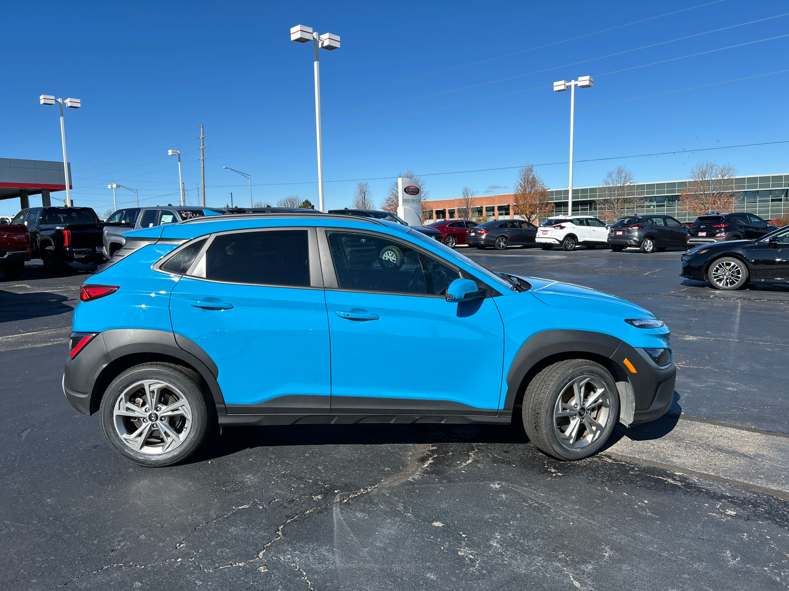 2023 Hyundai Kona SEL 10