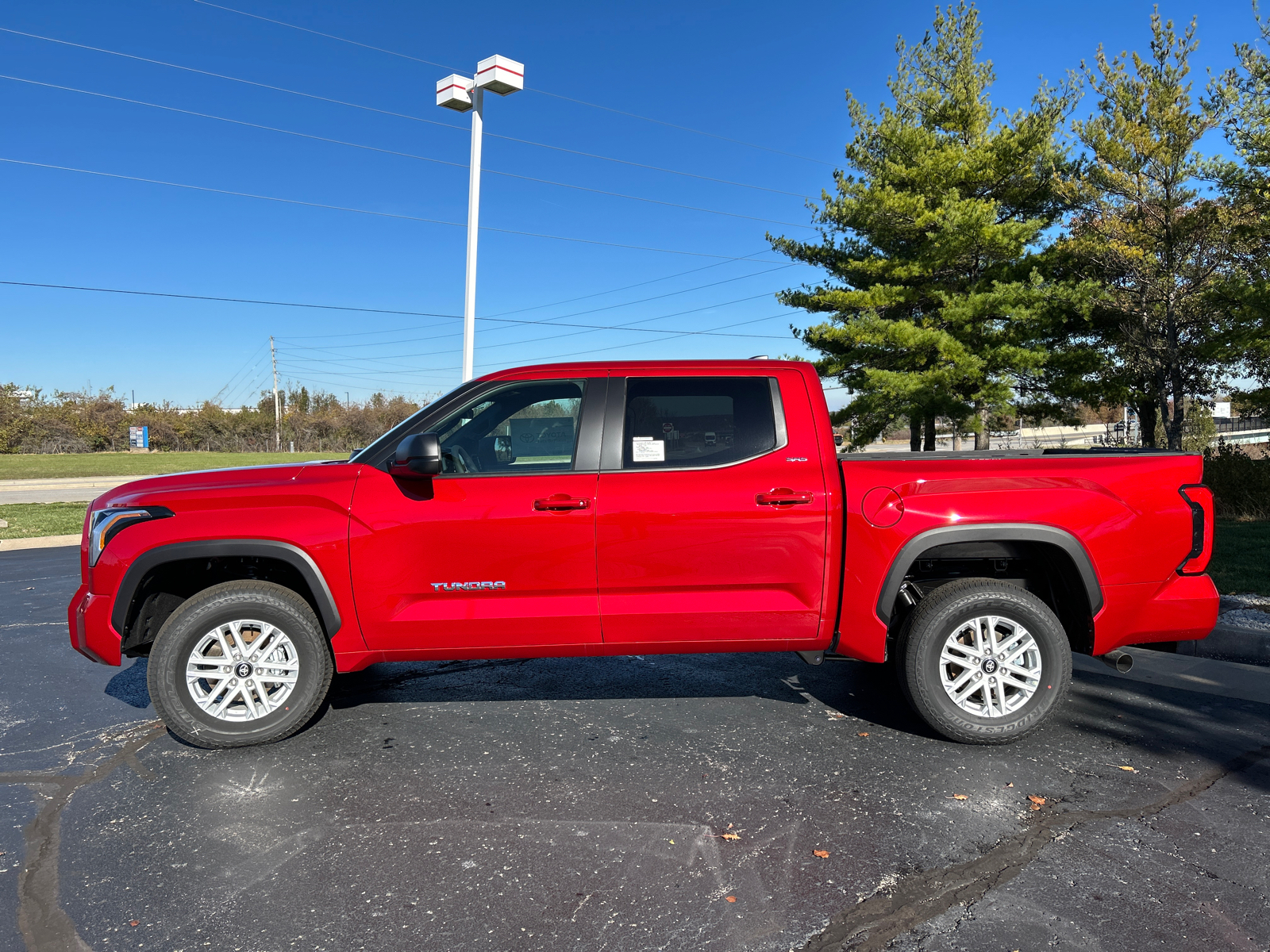 2025 Toyota Tundra 4WD SR5 5