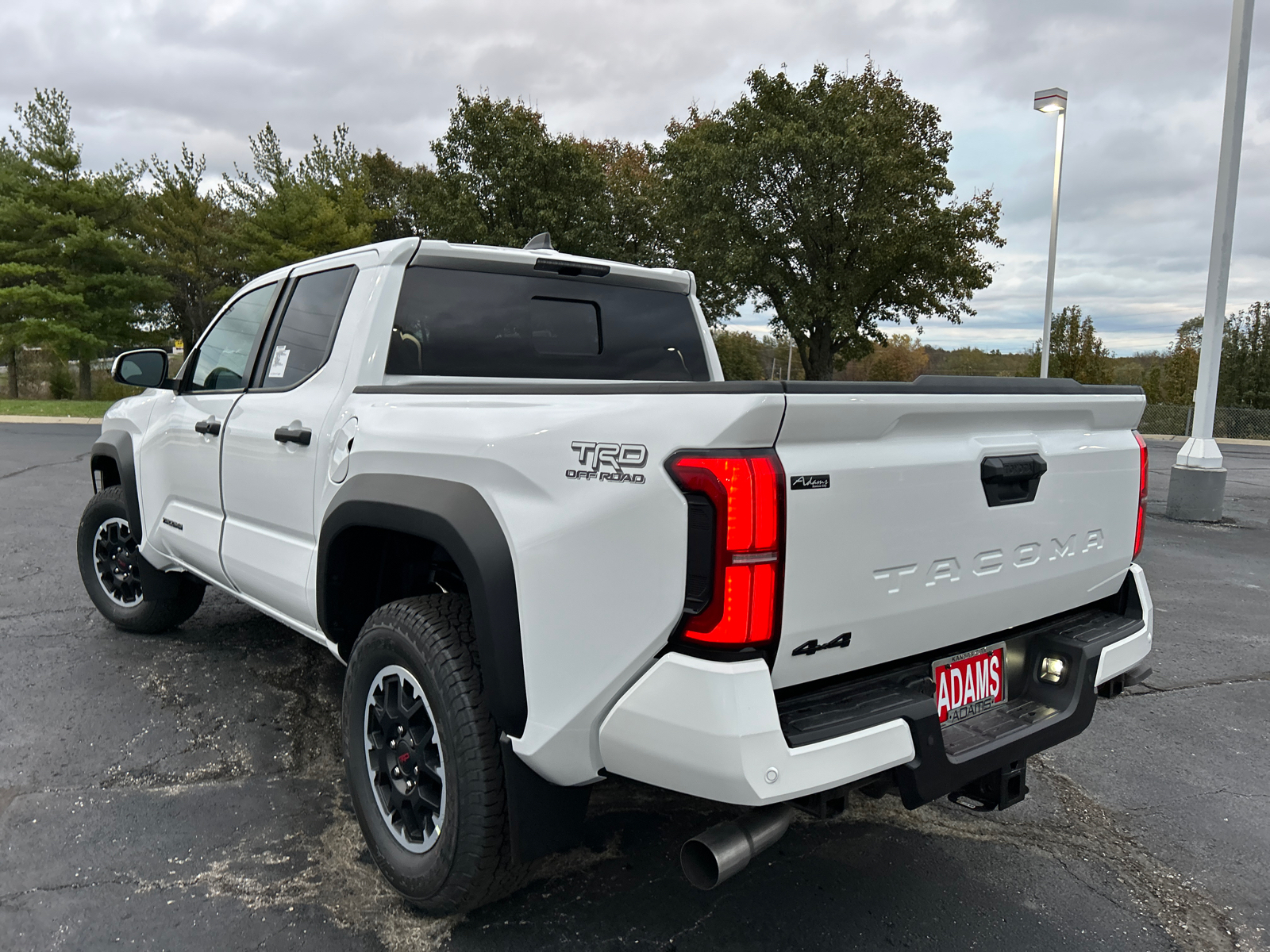 2024 Toyota Tacoma 4WD TRD Off Road 7